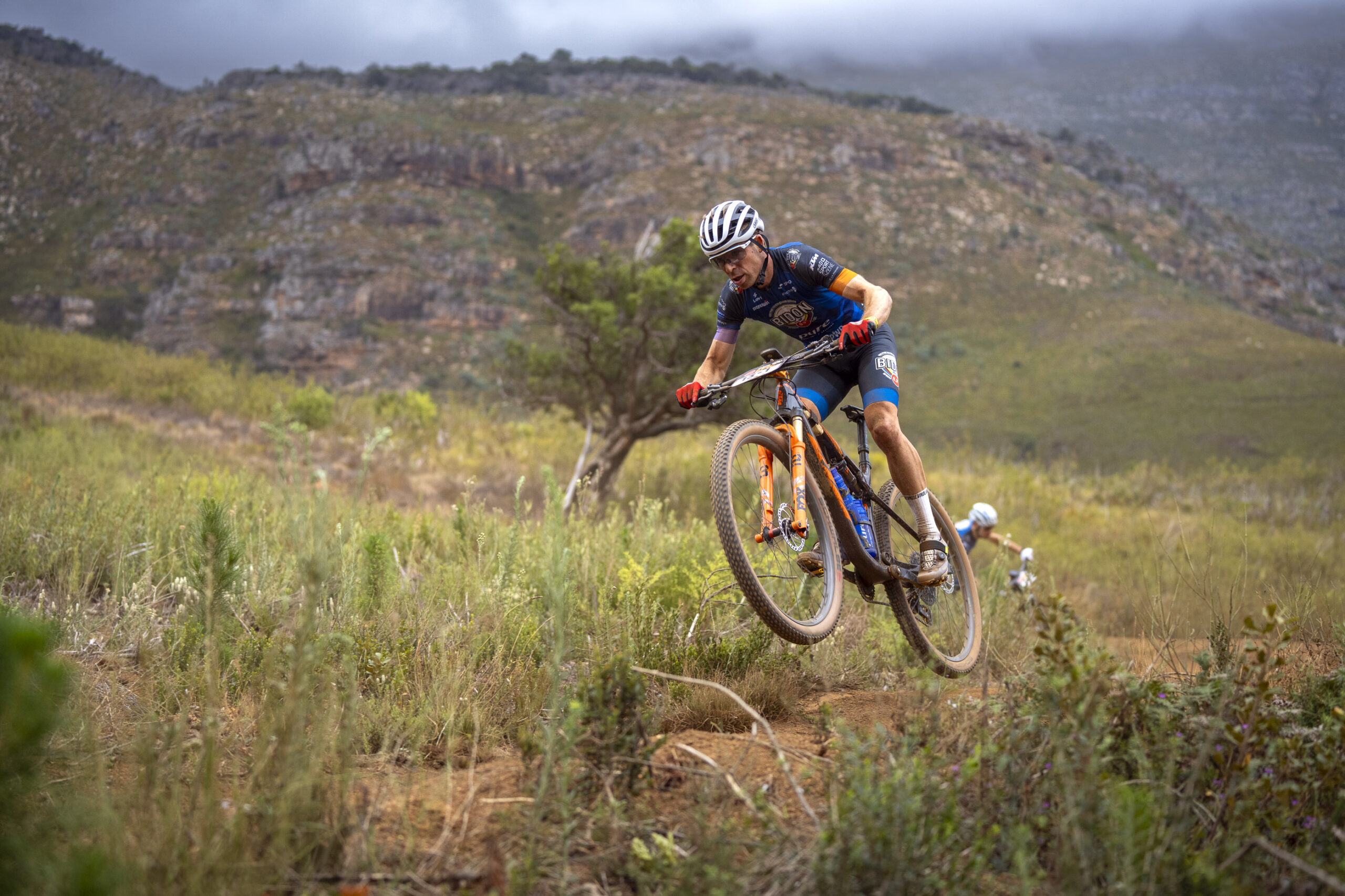 Frans Claes haalt voor de zevende keer finish in Cape Epic