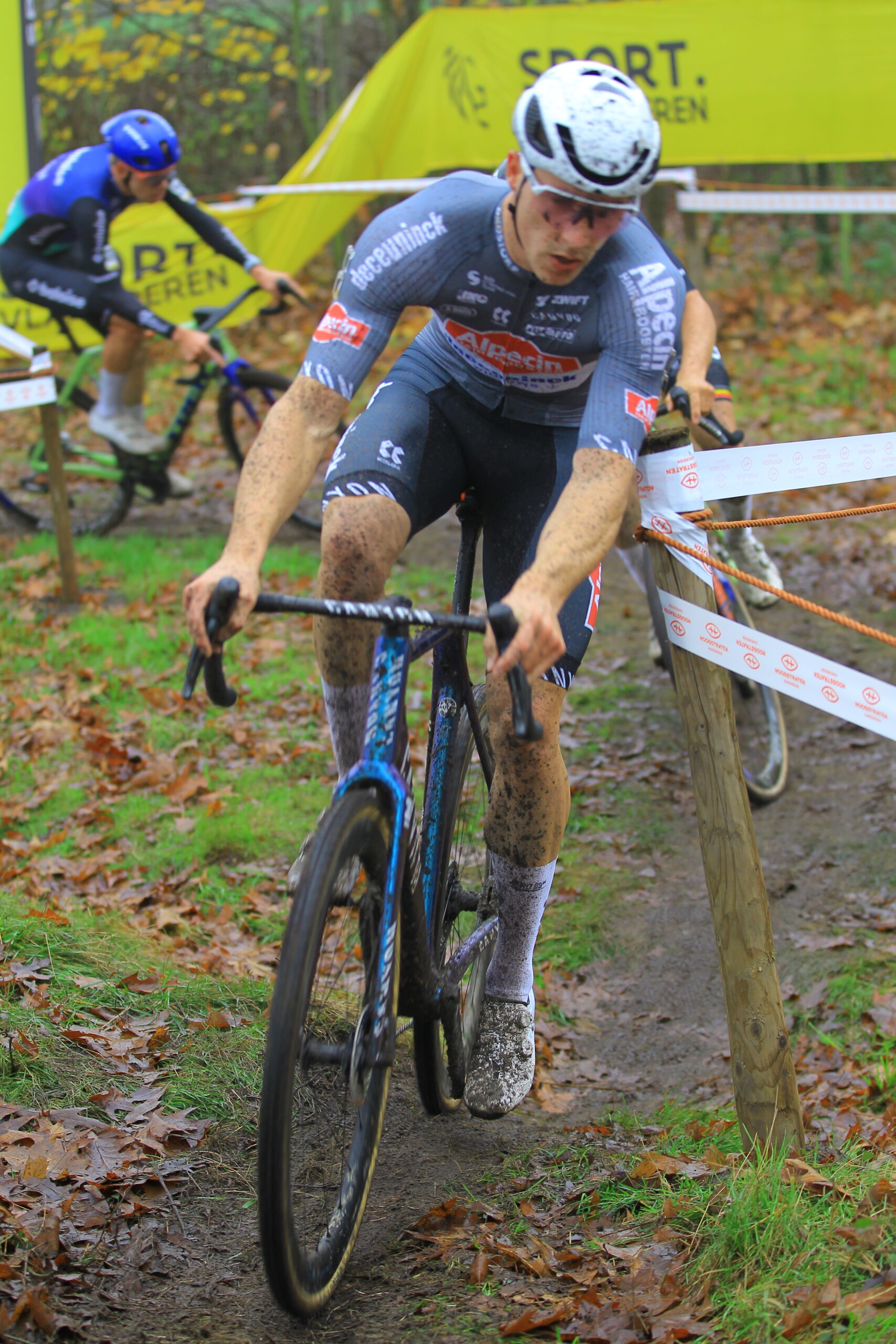 Niels Vandeputte is de sterkste in Gullegem