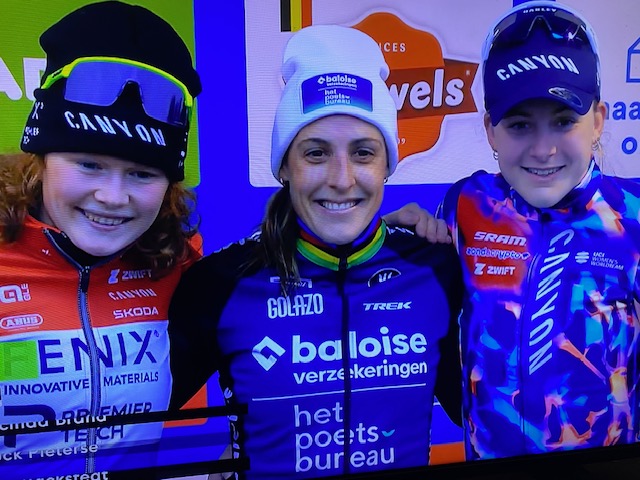 Lucinda Brand pakt de zege in GP Sven Nys in Baal