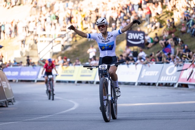 Mountainbiketoppers Rissveds, Vidaure, Blevins, Keller en co blikken vooruit op de wereldbekerraces