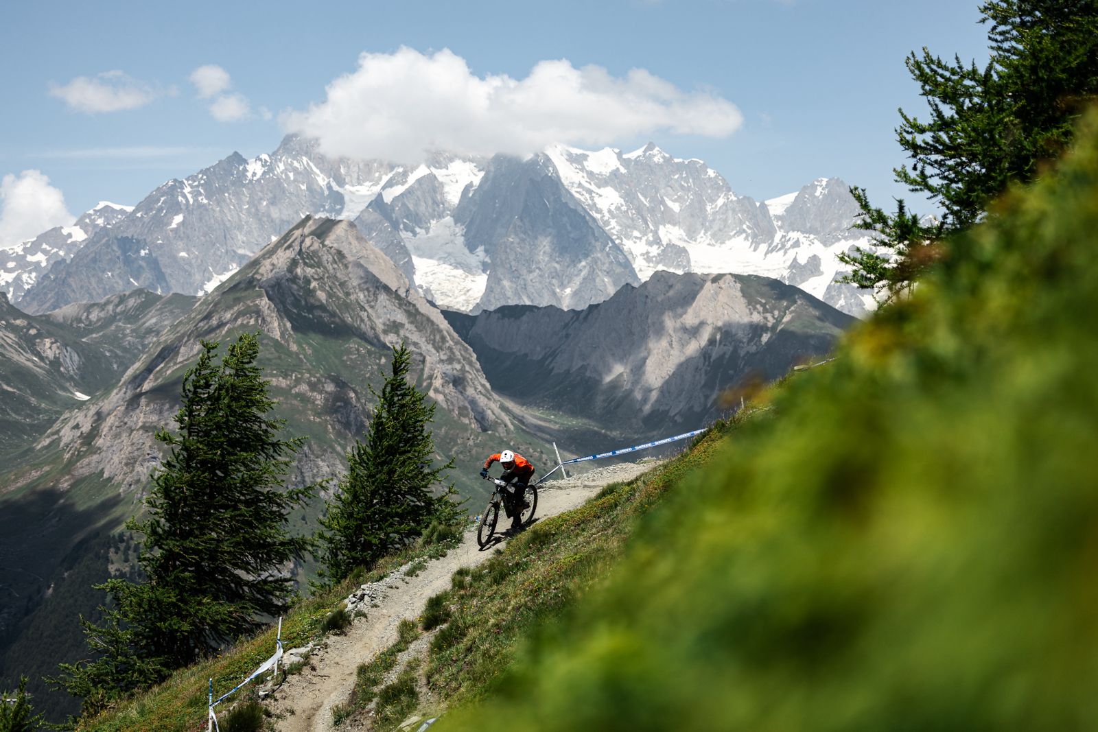 Laat geen sporen achter, laat een erfenis achter!    Whoop UCI Mountainbike World Series onthult uitgebreide roadmap voor maatschappelijke verantwoordelijkheid