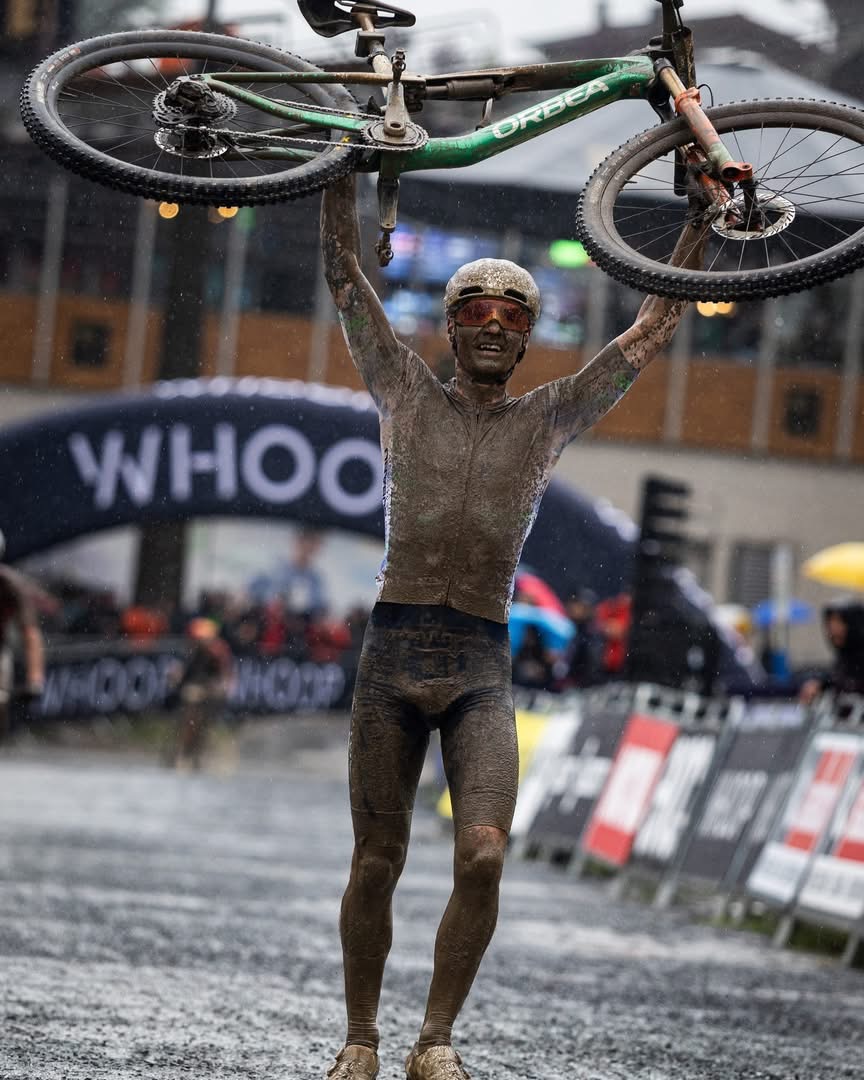 Andreassen en Frei winnen na late aanval in shorttrack in Saalfelden-Leogang