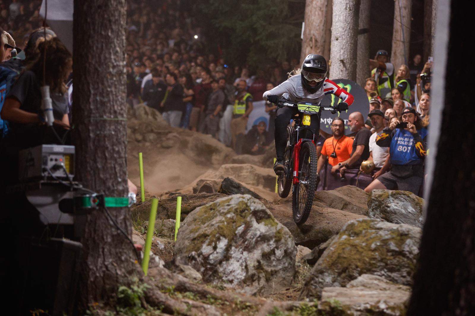 Enduro volgend seizoen niet meer in de Whoop UCI MTB World Series