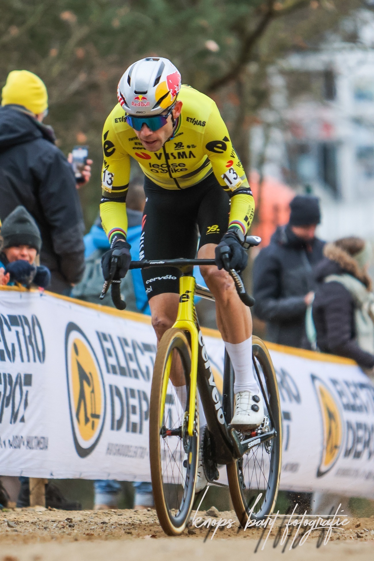 Wout van Aert start in BK Gravel in Grobbendonk