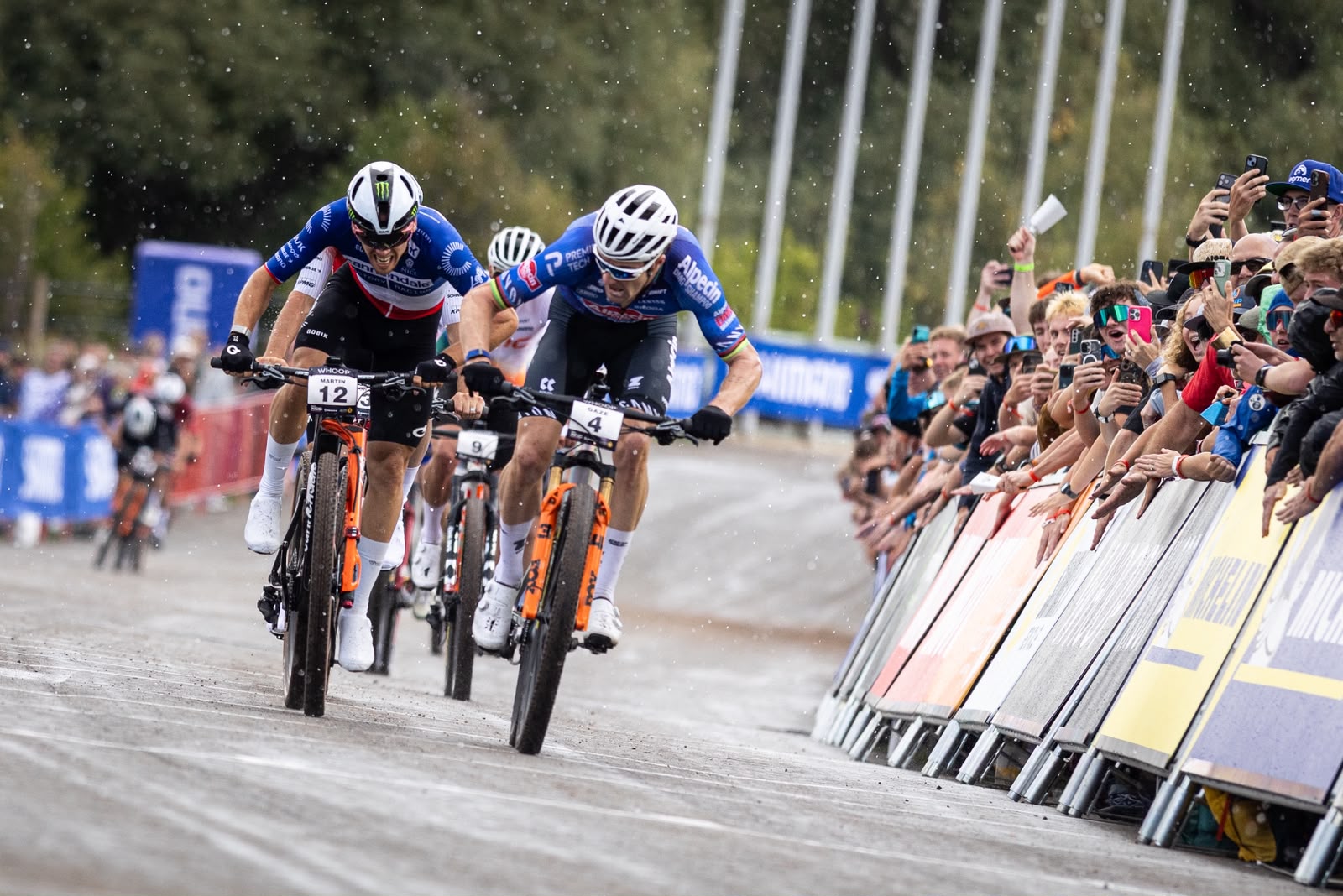 Berta en Gaze winnen in stijl in wereldbeker shorttrack in Soldier Hollow, Jens Schuermans negende