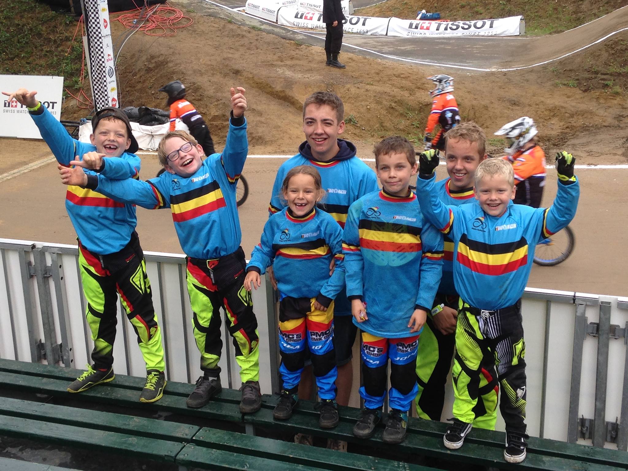 600 Bmxers nemen afscheid van Ronny Eelen en Dorien Wynants