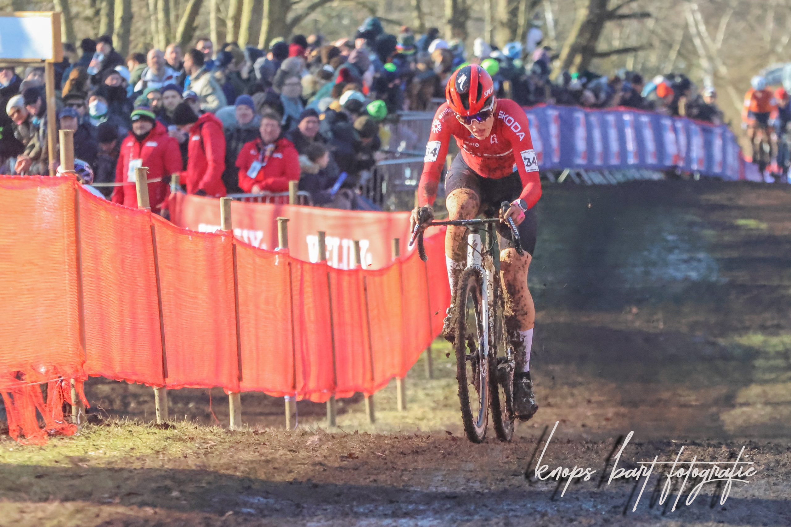 Michael Vanthourenhout en Marie Schreiber winnen Berencross in Meulebeke